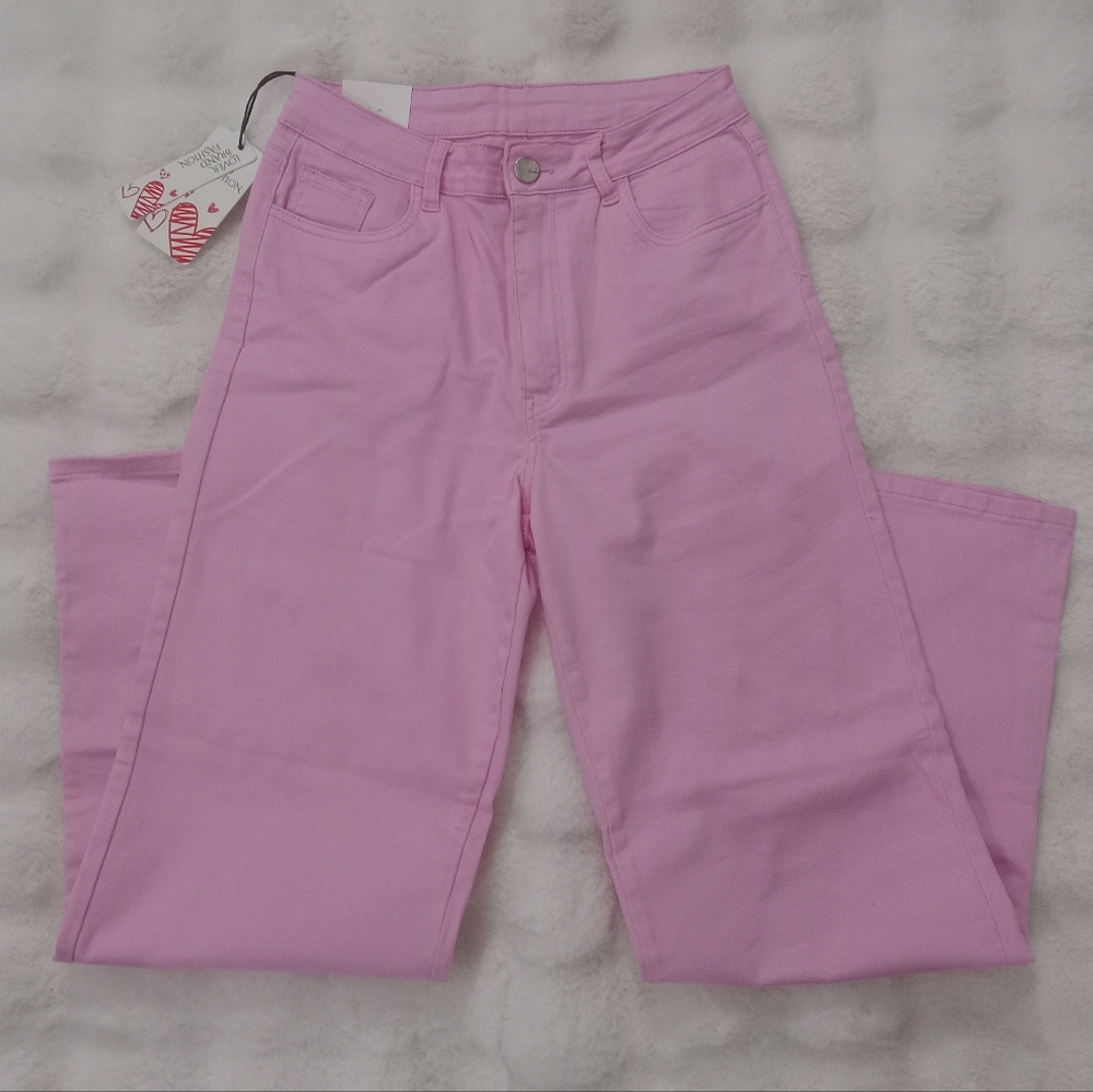 Pastel Pink=High Waisted Straight-Leg Jeans with Pocket Detail-Size-Large-NWT